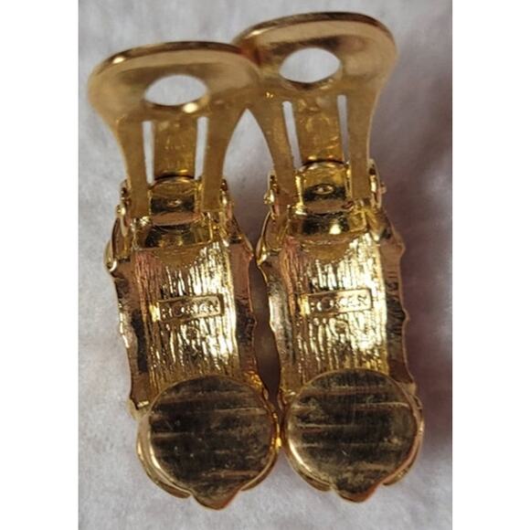 Roman Earrings Clip Magenta Pink Rhinestone Goldtone Half Hoops 80s Vtg High End - Picture 5 of 6